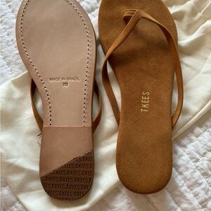 Size 7 tkees sandles